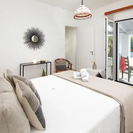 Willa The Gunnery House *