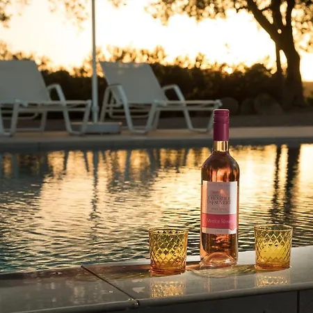 The Gunnery House Kávos